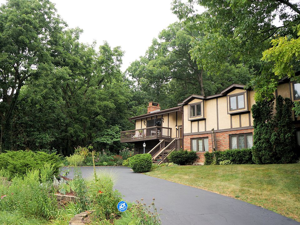 1st image of 3N216 Echo Valley Ln