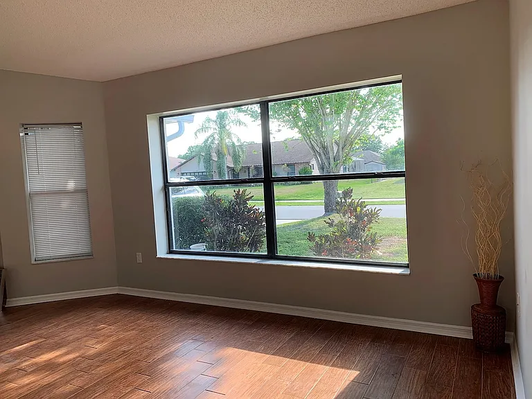 1227 Beth Ln — Photo 3
