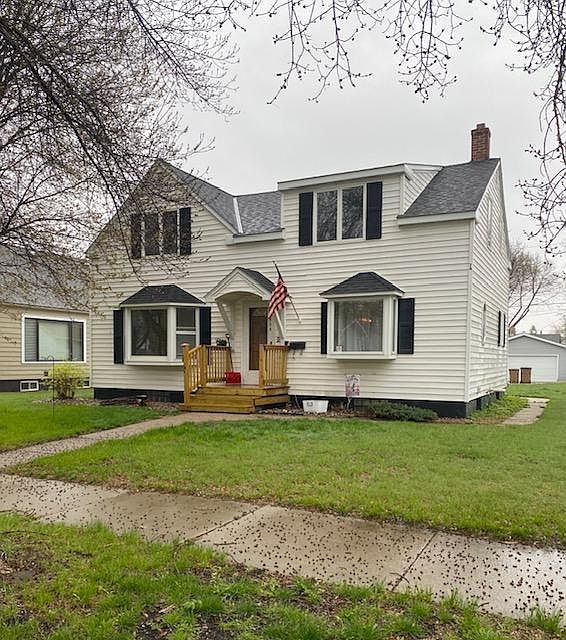 Walstead Duplex 820 N 6th St Montevideo MN Zillow