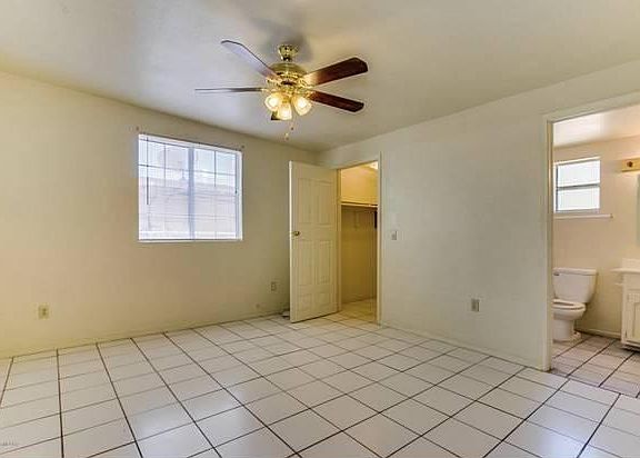 2nd image of 2667 N Dodge Blvd #3