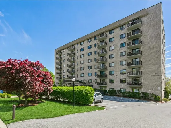666 Pelham Road #4F, New Rochelle, NY 10805