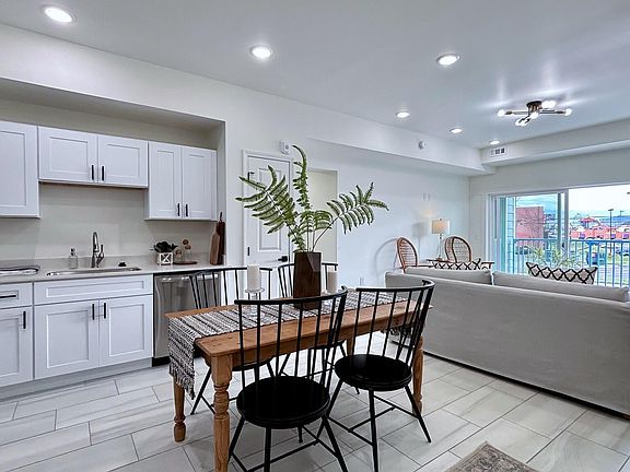 2nd image of 129 Sugarfoot Way #300