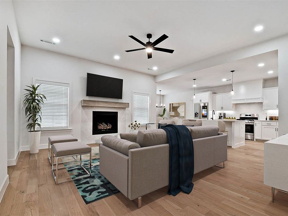 1st image of 26 Coylton Dr
