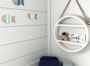 8656 Magnolia Dr, Seminole, FL 33777