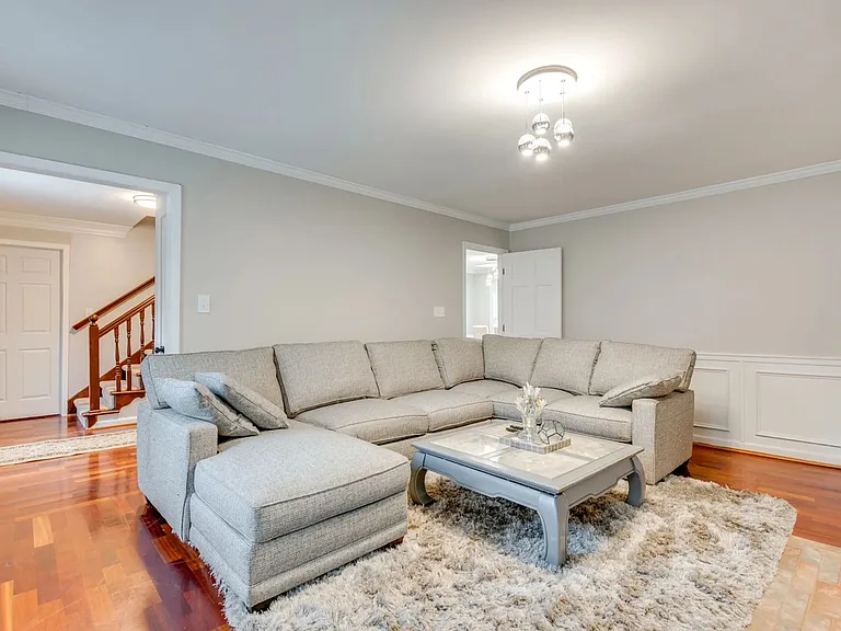 2093 Breconridge Dr SW — Photo 3
