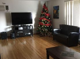 21 Rose St, East Rutherford, NJ