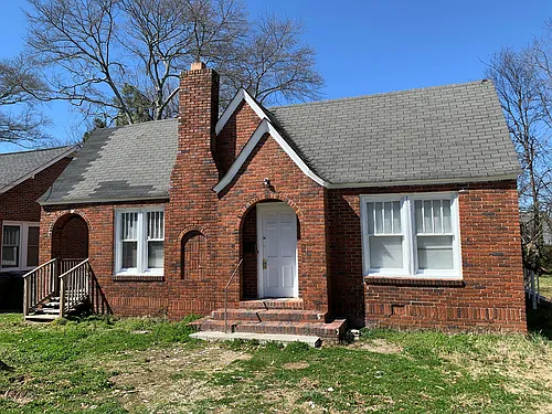133 Stonewall Ave N Photo 1