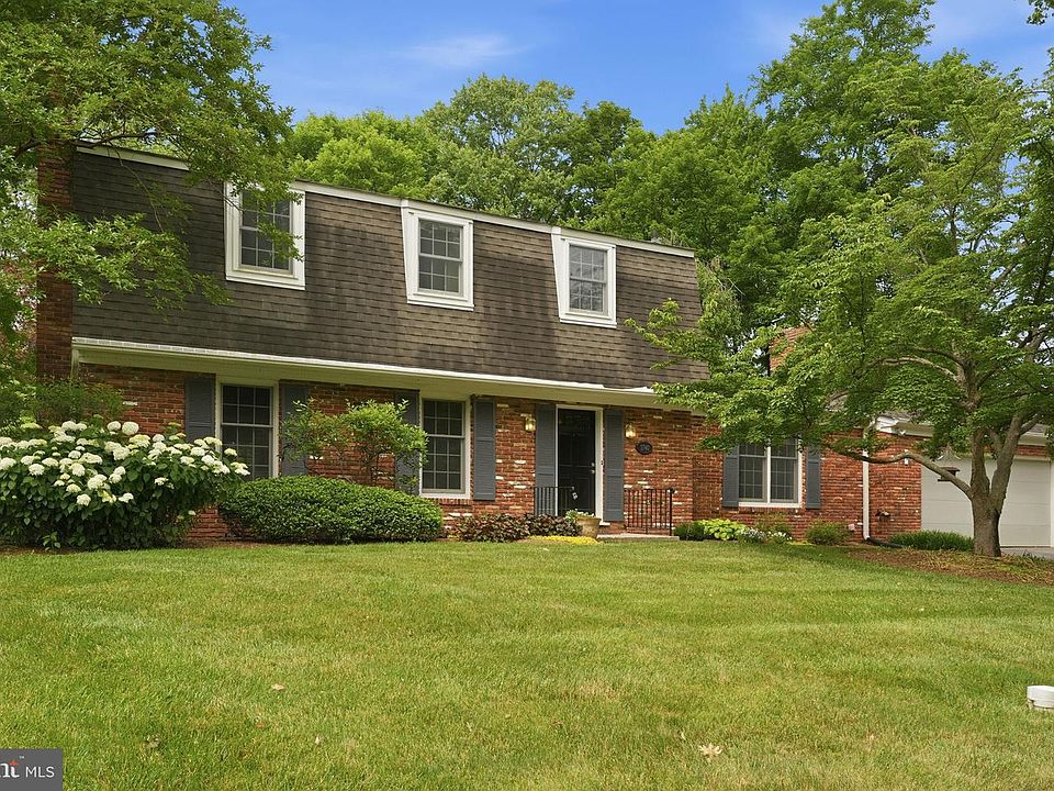1st image of 1740 Long Green Dr