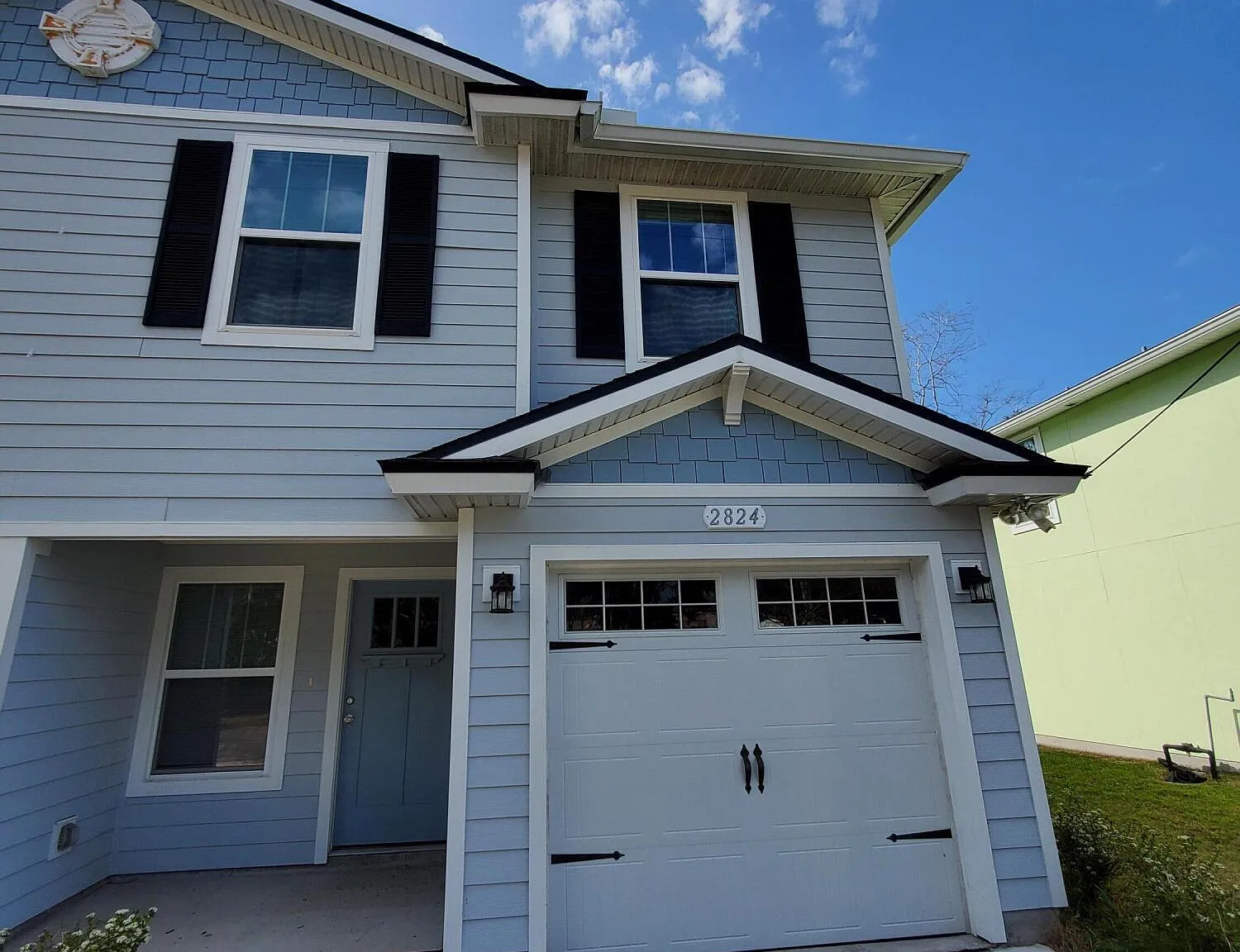 3 bed, 2.5 bath, 1600 sqft, $2,195 — Photo 1