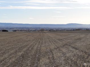 2 Edge Bluff Loop #X, Ellensburg, WA 98926