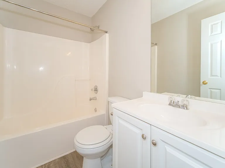 2150 Ivy Ln — Photo 16