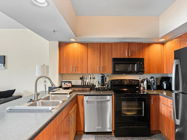 100 N Federal Hwy #736 — Photo 3