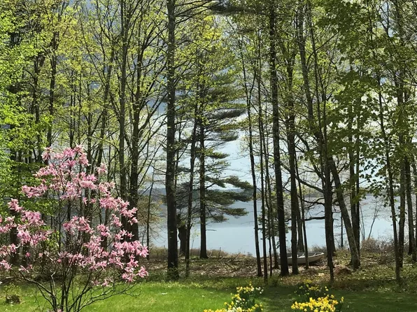 217 Leadbetter Road, Wayne, ME 04284