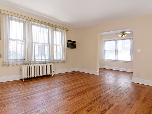 Large living room opens to den/sunroom/playroom