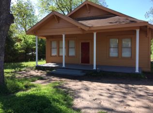 704 Capps St, Marlin, TX 76661