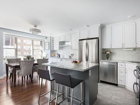 4th image of 273 Lexington Ave #2A