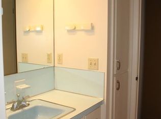 3821 Darbyshire Dr, Hilliard, OH 43026