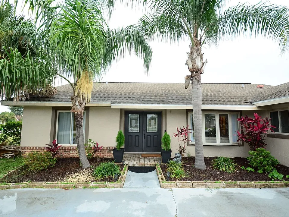 58 Comanche Ct