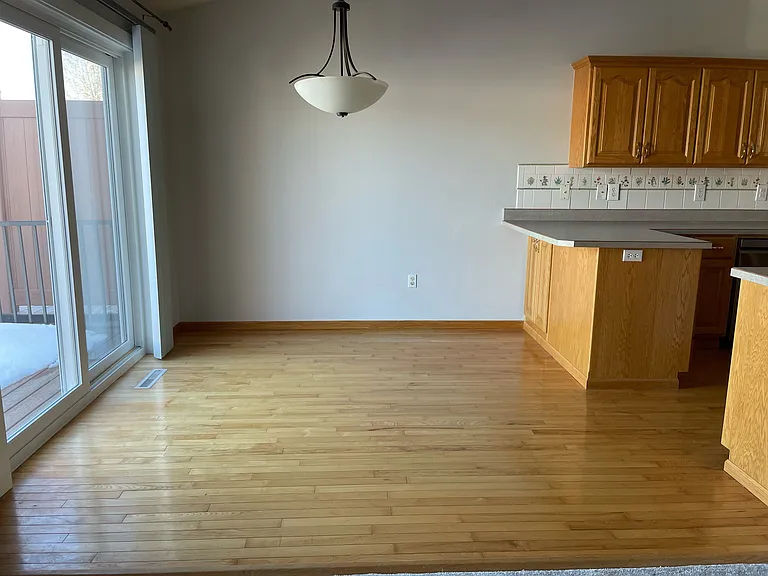 2706 Wheatland Dr S — Photo 18