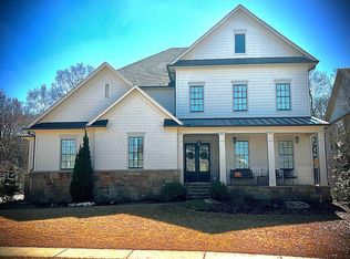 4826 Kentwood Dr, Marietta, GA 30068