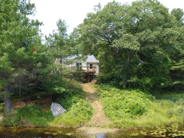 4016 M 28, Marquette, MI 49855