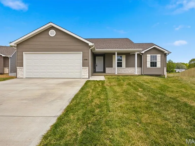 179 Rivers Edge Dr — Photo 2