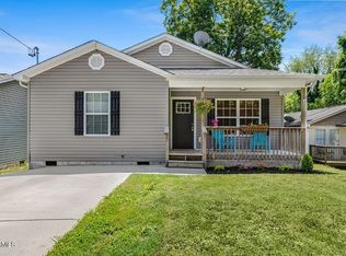 2134 Bernhurst Dr, Knoxville, TN 37918