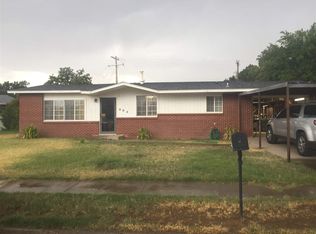 804 S 17th St, Artesia, NM 88210