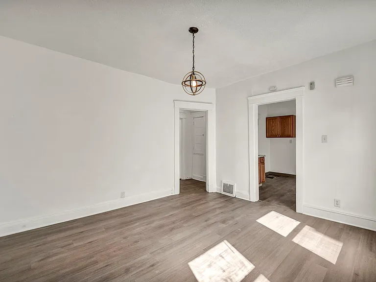 10515 Greenlawn Ave #1 — Photo 8