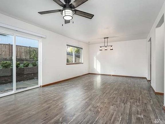 5th image of 6771 Takota Pl NE