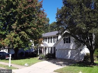 4900 Frishman Ct, Woodbridge, VA 22193