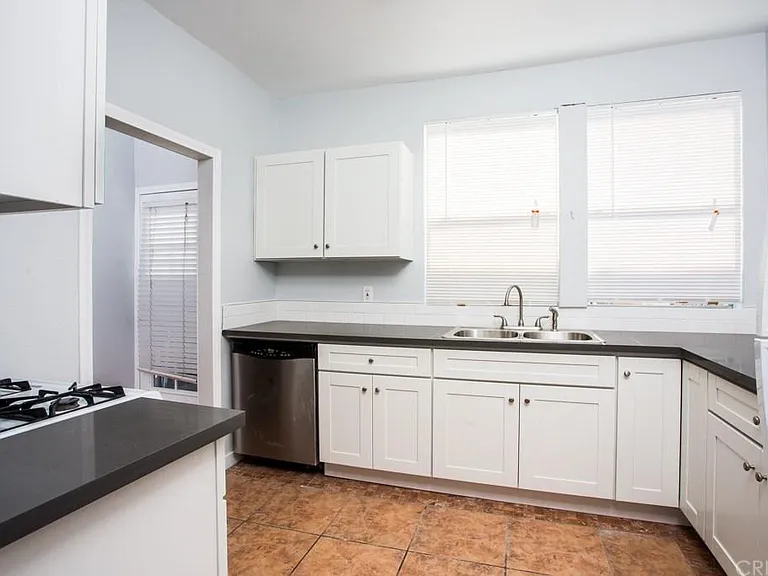 3514 Raymond Ave — Photo 3