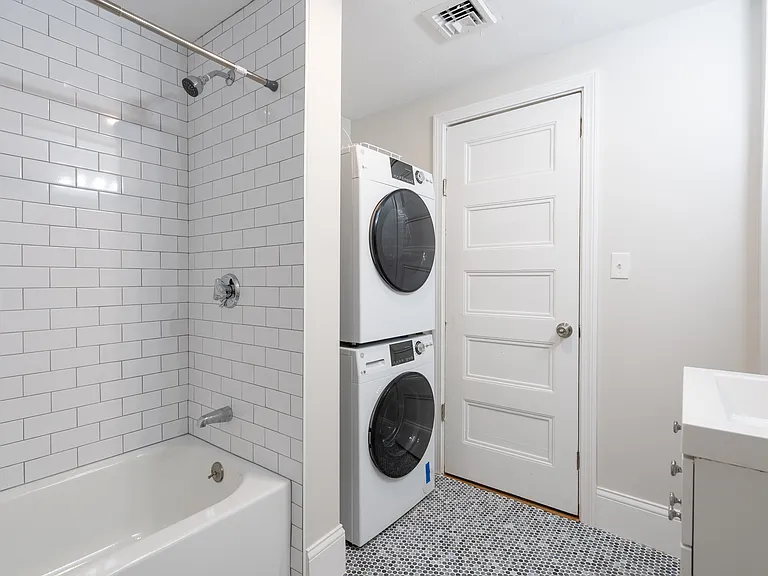 49 Weld Hill St #2 — Photo 11