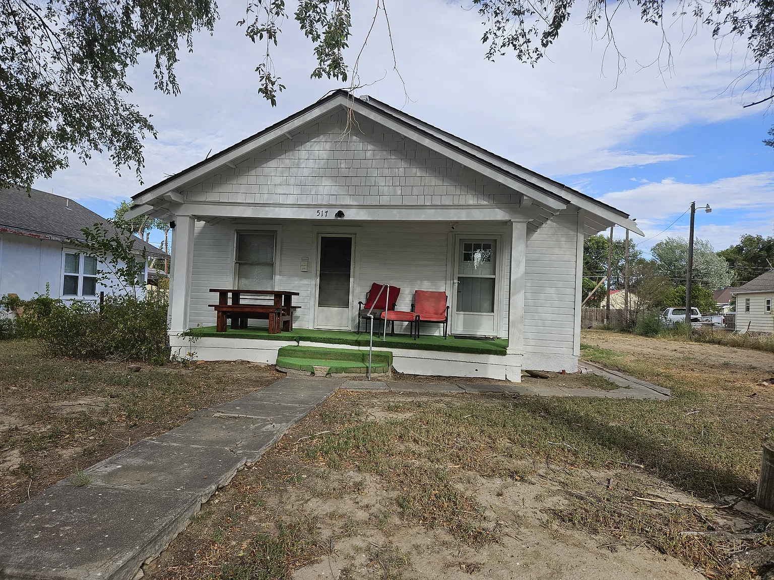 517 Hayes Ave — Photo 1