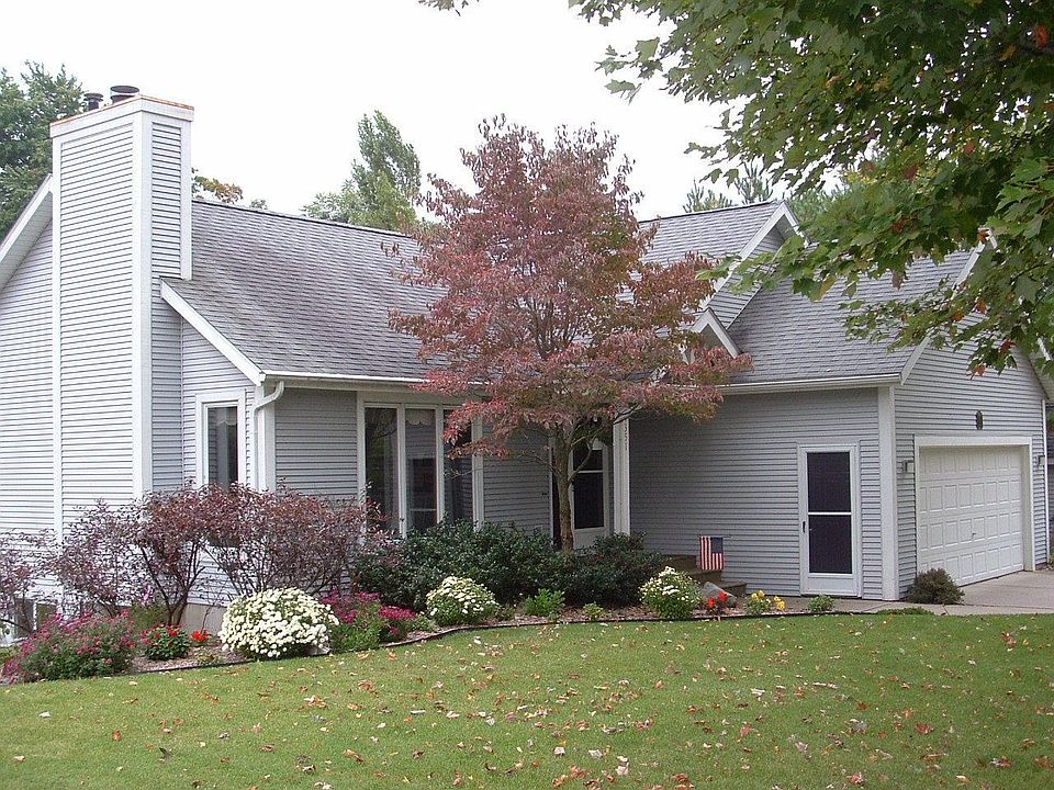 1st image of 4351 N Lakeshore Dr
