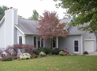 4351 N Lakeshore Dr, Holland, MI 49424