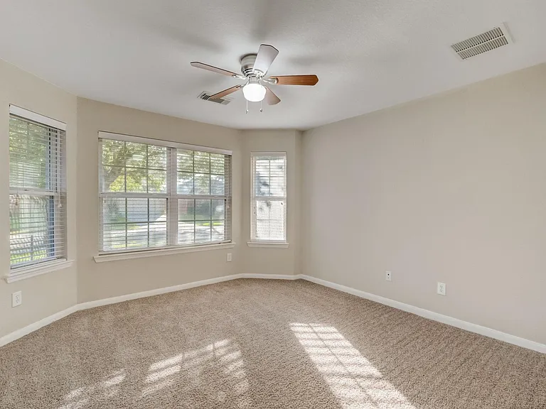 7219 Palmito Ranch Dr — Photo 8