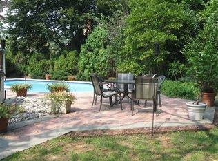 241 Moore Ln, Haddonfield, NJ 08033