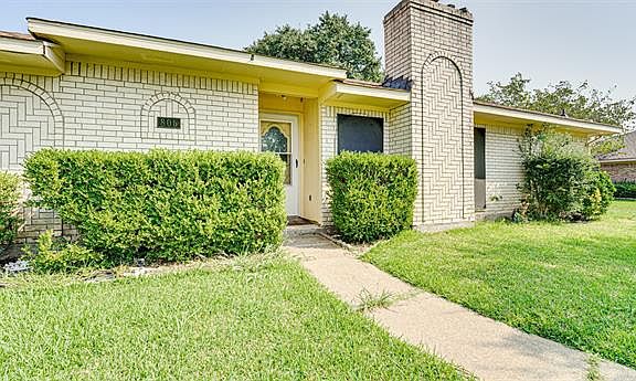2nd image of 805 Brownfield Dr