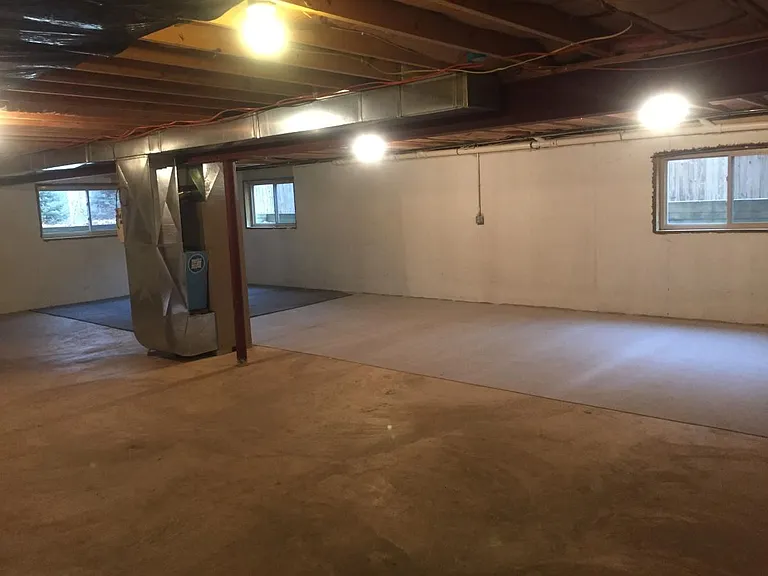 620 Union Ct — Photo 1