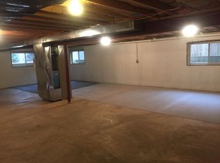 620 Union Ct, Chesterton, IN 46304