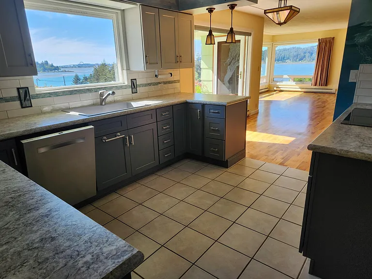 133 SE Yaquina View Dr — Photo 13