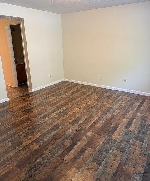 74 3rd St #8 — Photo 3