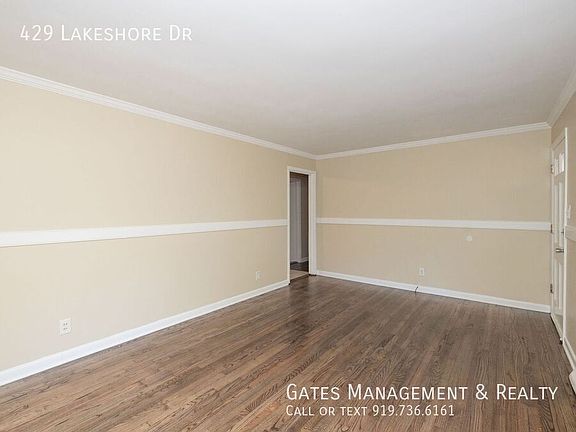 3rd image of 429 Lakeshore Dr