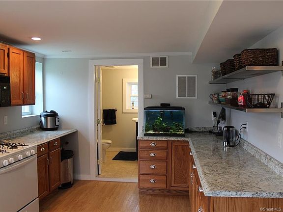 749-751 Long Hill Road