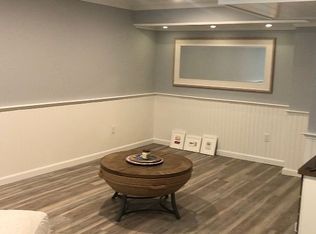 5 Laura Rd, Centerville, MA 02632