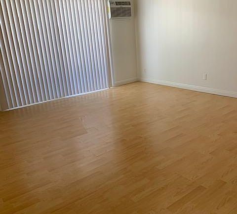 4th image of 3652 Mentone Ave APT 6