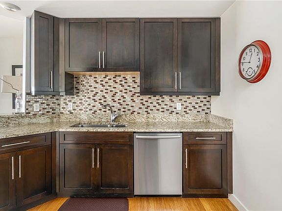 5th image of 1 W Exchange St Unit 2403