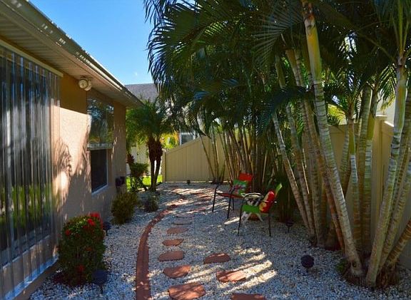 3rd image of 24387 Buckingham Way