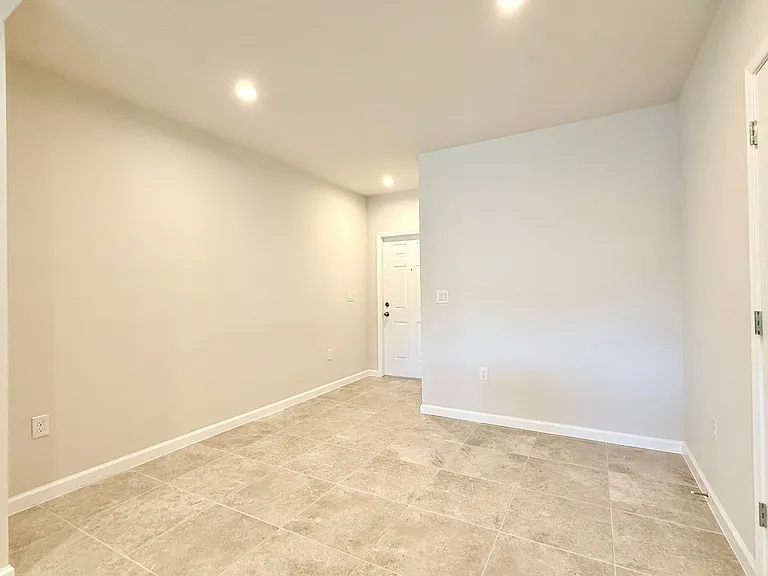 1188 Port Blue Way — Photo 23